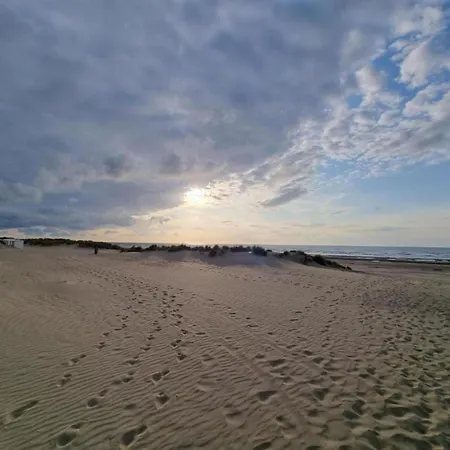 Сasa de vacaciones Near Belgian Coast With Garden Oostduinkerke